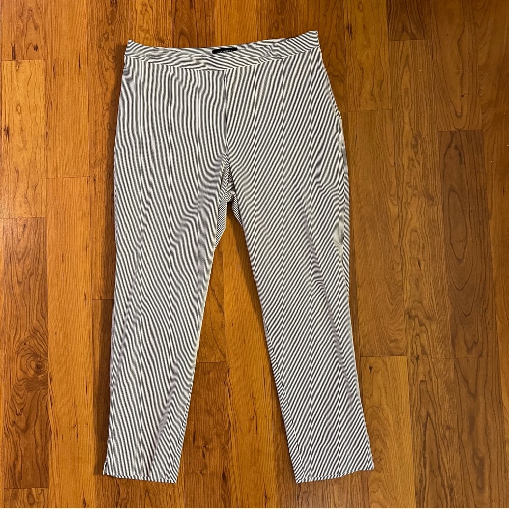 Talbots 14 Black/White Stripe Chatham Curvy Ankle Pants, EUC